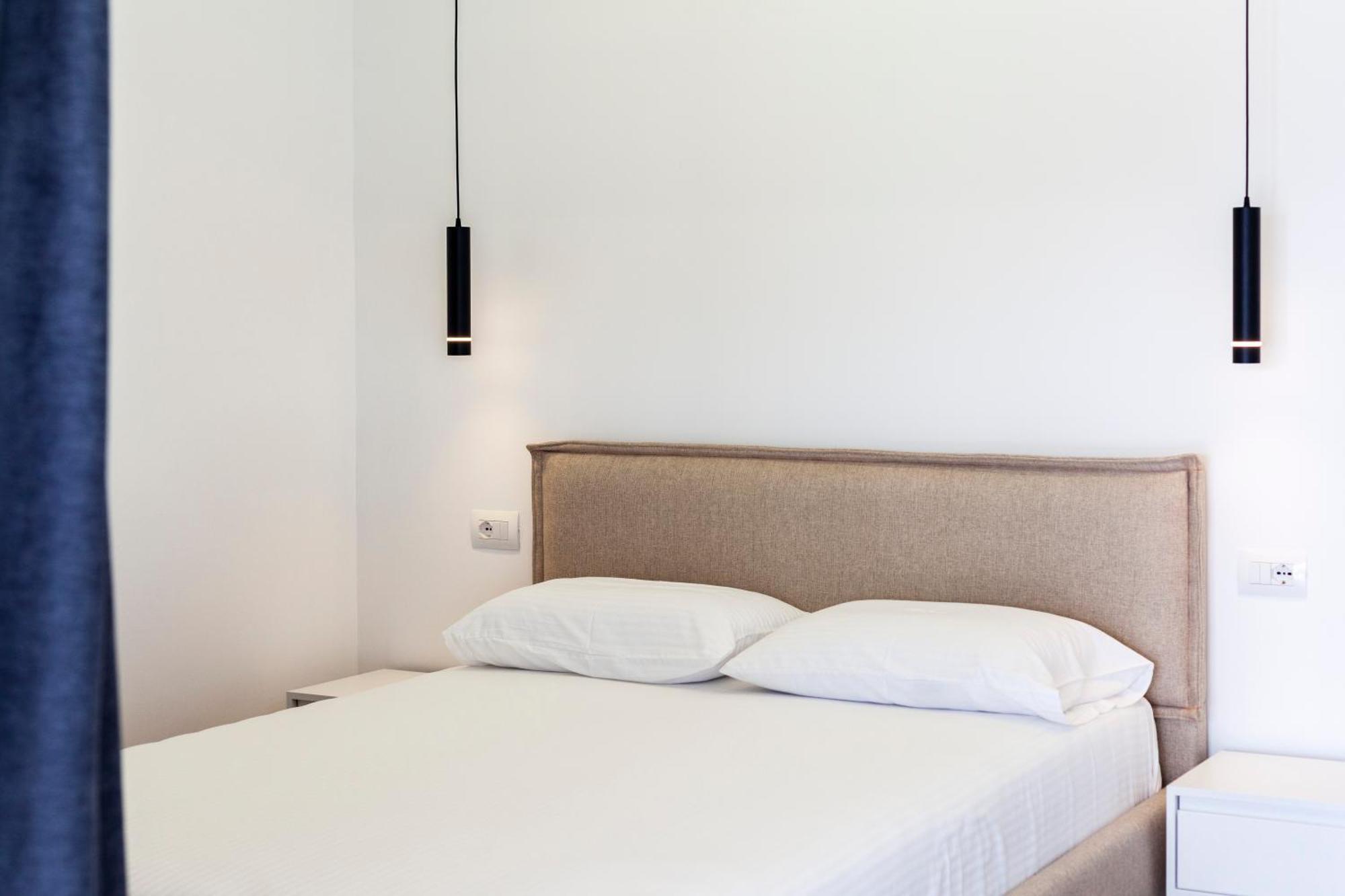 Ionio Rooms Himare Exterior photo
